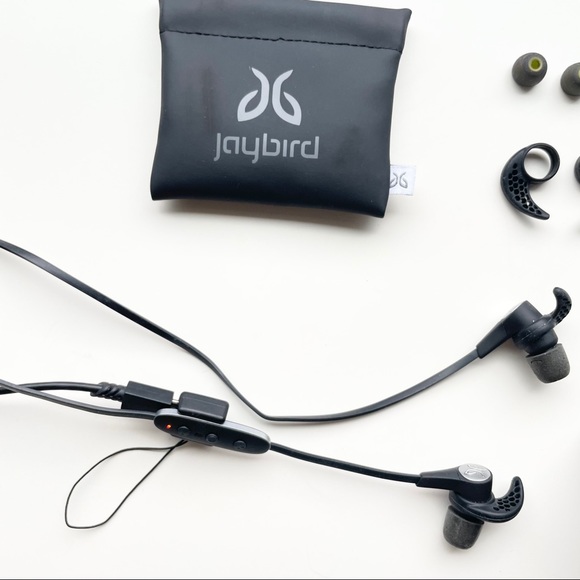 Jaybird X3 Sport Bluetooth Headphones, Blackout - Picture 6 of 16